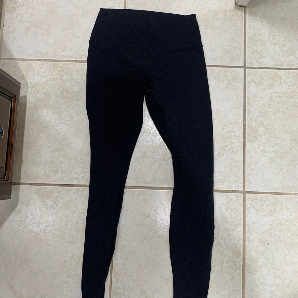 Lululemon leggings 28”